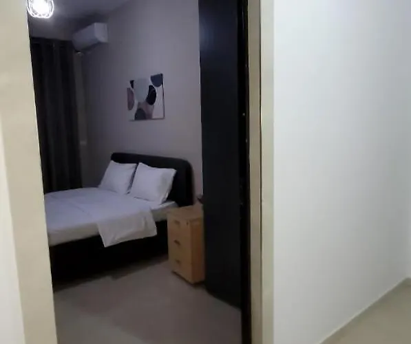 Bazar3 Mini Apartament Tirana